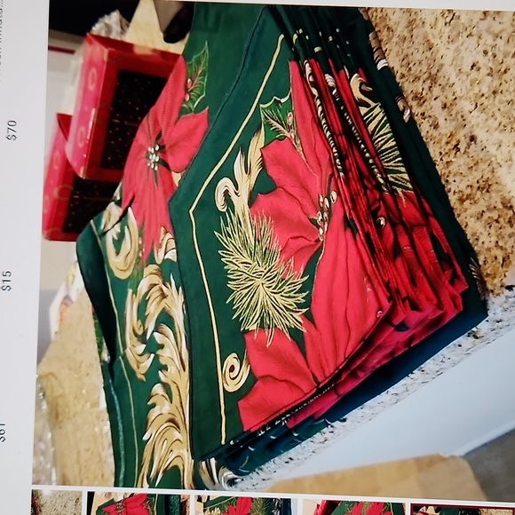 Poinsettia Table cloth and napkins (12) - Picture 7 of 7